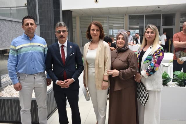 Erenler Belediyesi’nde Bayram Sevinci: Başkan Dinç’ten Birlik Mesajı