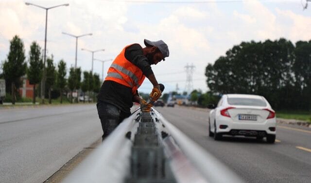 Metrobüs hattı çalışmalarına ara verilecek
