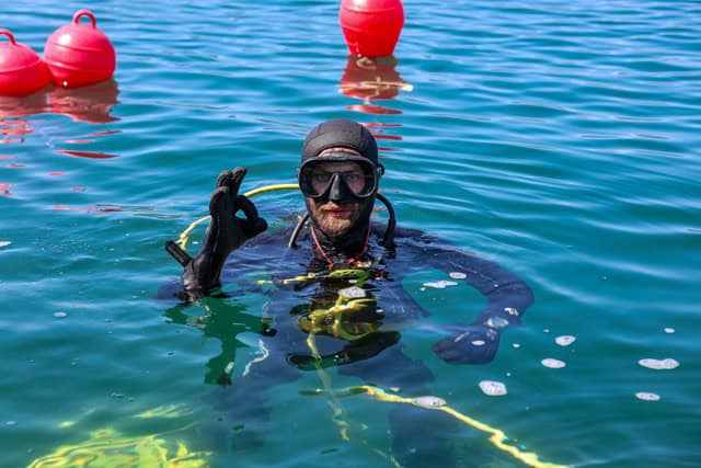 Gölün 25 metre derinindeki su alma hatları dalgıçlar ile temizleniyor