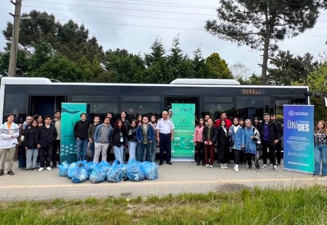 Önce doğayı temizlediler sonra tadını çıkardılar