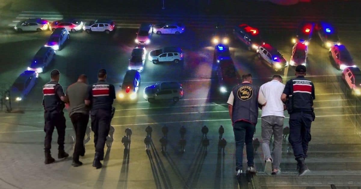 29 ilde FETÖ operasyonu: 49 şüpheli yakalandı