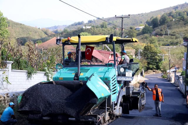 Kocaali’de 5 bin 500 metre güzergâh asfaltlanıyor
