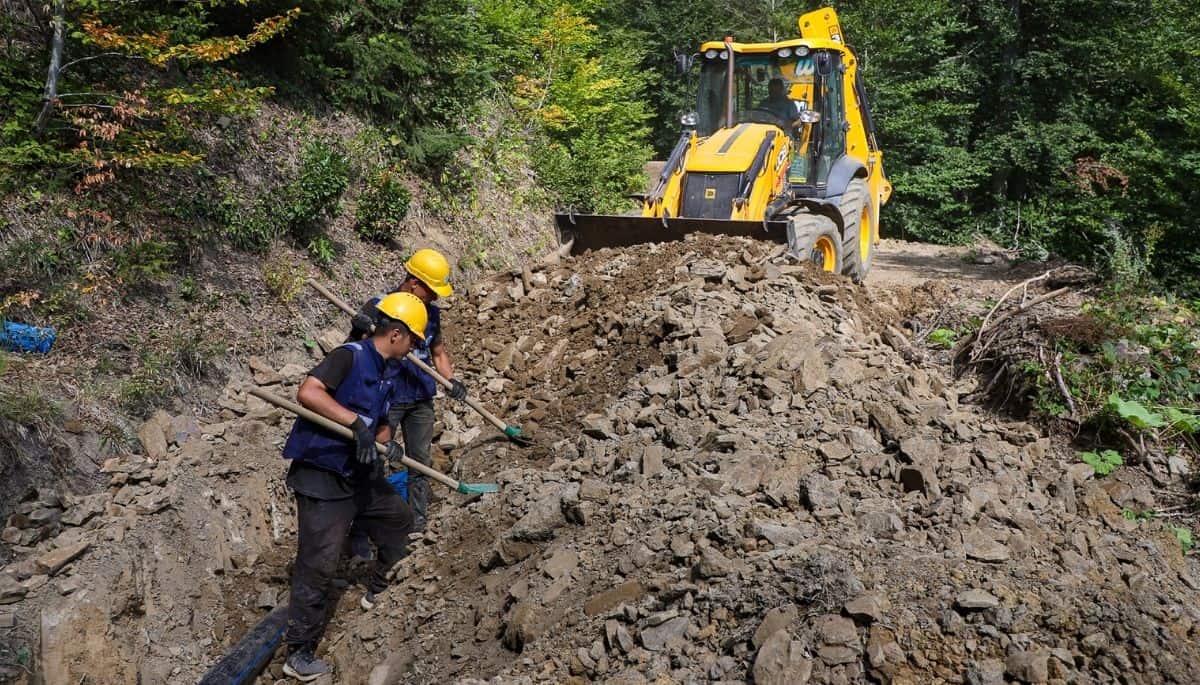 SASKİ Geyve’de 3 yeni içme suyu kaynağı buldu