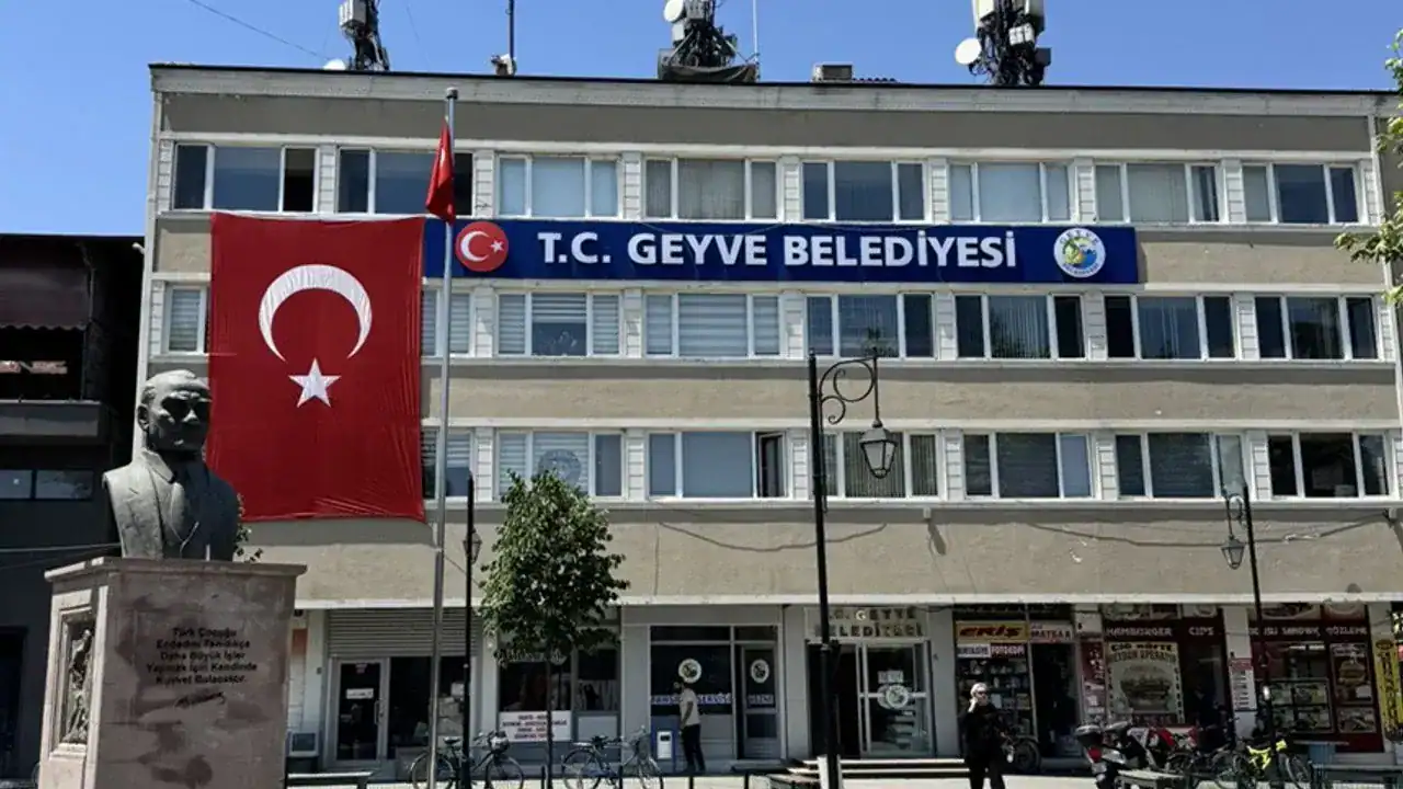 geyvede-kacak-yapilar-icin-yikim-ihalesi-basladi