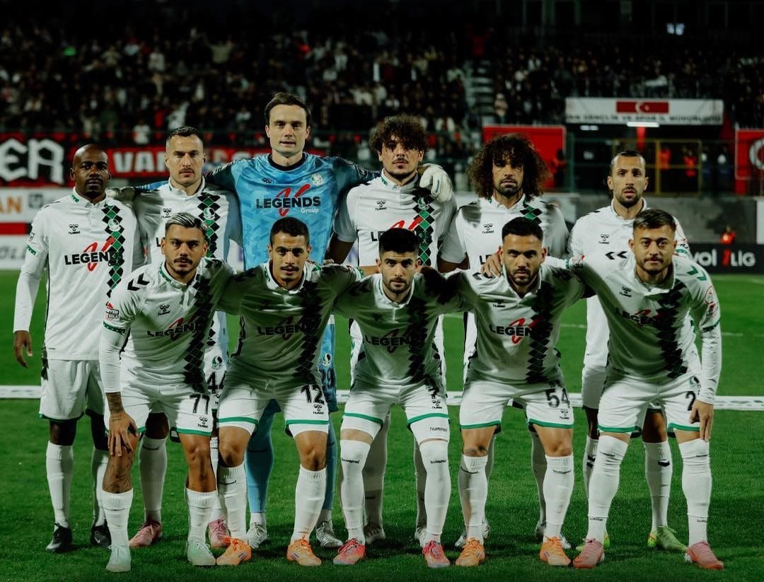 sakaryasporda-5-isim-ceza-sinirinda-1762239936