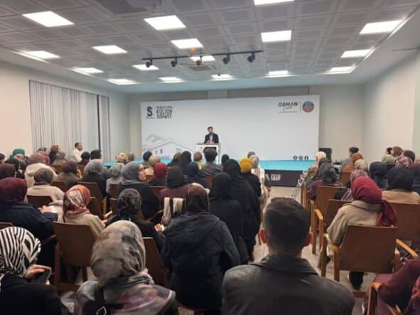 Serdivan’da Ramazan’ın manevi iklimi üzerine düzenlenen etkinlik.