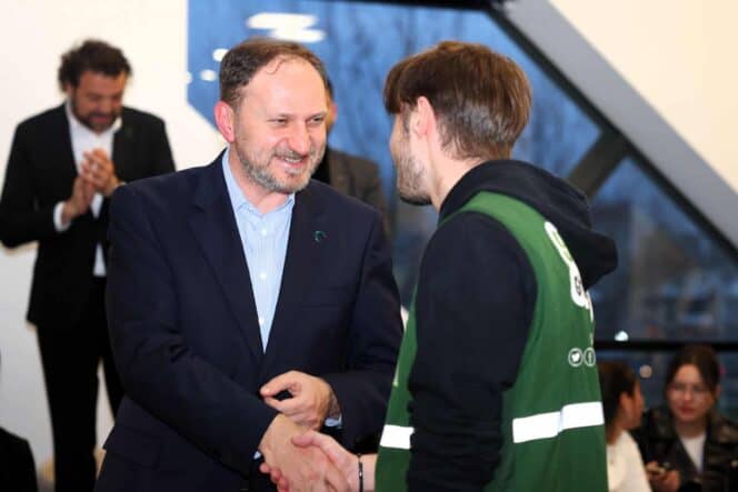 SUBÜ Genç Yeşilay Topluluğu Öğrencileri, Sakarya’daki İftar Etkinliğinde Birlikte Çalışma Fırsatı Buldu