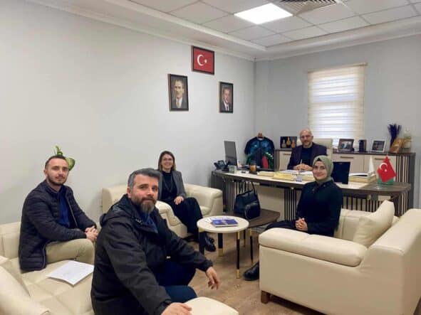 Sakarya Büyükşehir Belediyesi'nde Bağımsız Üniversite İçin Eğitimde Yeni Planlamalar Yapıldı