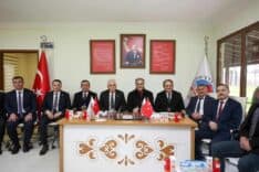 Başkan Yusuf Alemdar Ramazan Bayramı’nda Sakarya’da Protokol ve Şehit Aileleriyle Buluştu