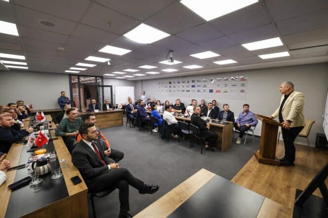 Sakarya GİAD Vizyon Programında Serdivan’ın Planlı Kalkınması ve Belediye Projeleri Tartışıldı