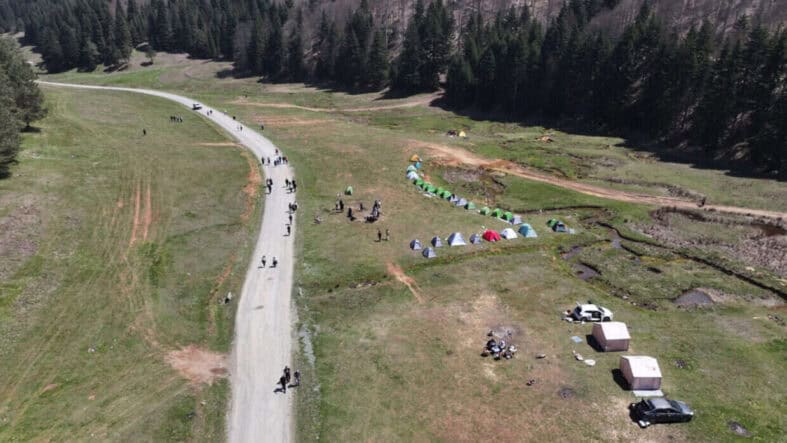 Pamukova'daki İnönü ve Ercova Yaylalarında Doğaseverler İlkbaharın Tadını Çıkardı