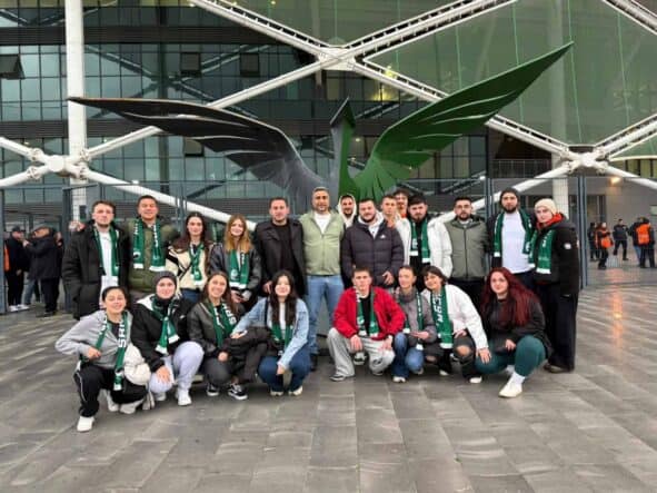 SUBÜ Rekreasyon Bölümü Öğrencileri, Sakaryaspor Maçında Etkinlik Organizasyonunu Yerinde Takip Etti