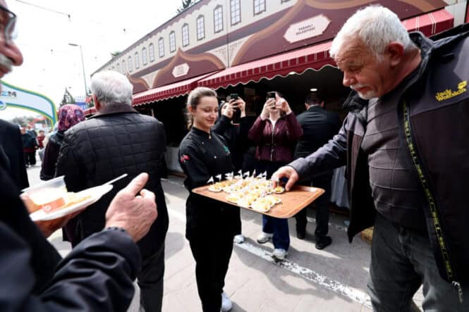 Sakarya’da Turizm Haftası’nda Yöresel Kültür ve Tatlar Sokakta Buluştu