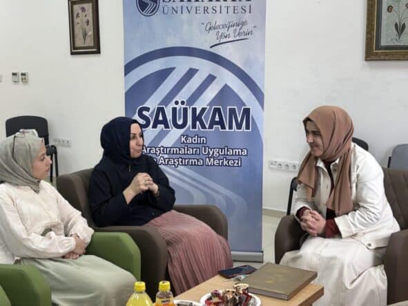 Sakarya Üniversitesi'nde Kadın Akademisyen Olmanın Gerçekleri ve Toplumsal Algılar Konuşuldu