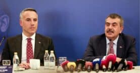 AK Parti Sakarya İl Başkanı Yunus Tever’den Milli Eğitim Bakanı Tekin’e Yönelik Eleştirilere Kapsamlı Yanıt