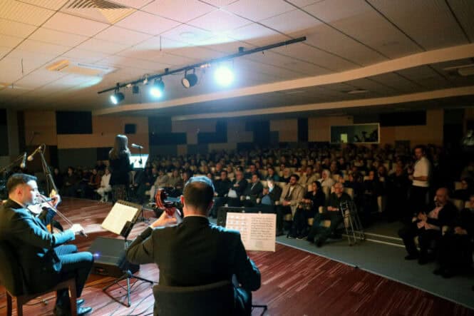 Yaprak Sayar, Ziya Taşkent Konser Salonu’nda Sakaryalıları Müzikle Buluşturdu
