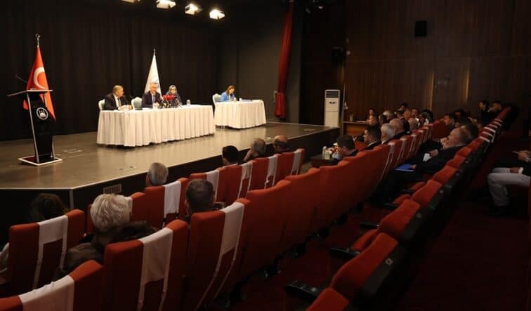 Adapazarı’nda Mayıs Meclisi: Mahalle Geliştirme ve Sosyal Projelerde Son Durumlar Paylaşıldı