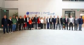 Sakarya Üniversitesi İşletme Fakültesi Danışma Kurulu Toplantısında Eğitimde Yetkinlik ve Sektör Deneyimi Konuşuldu